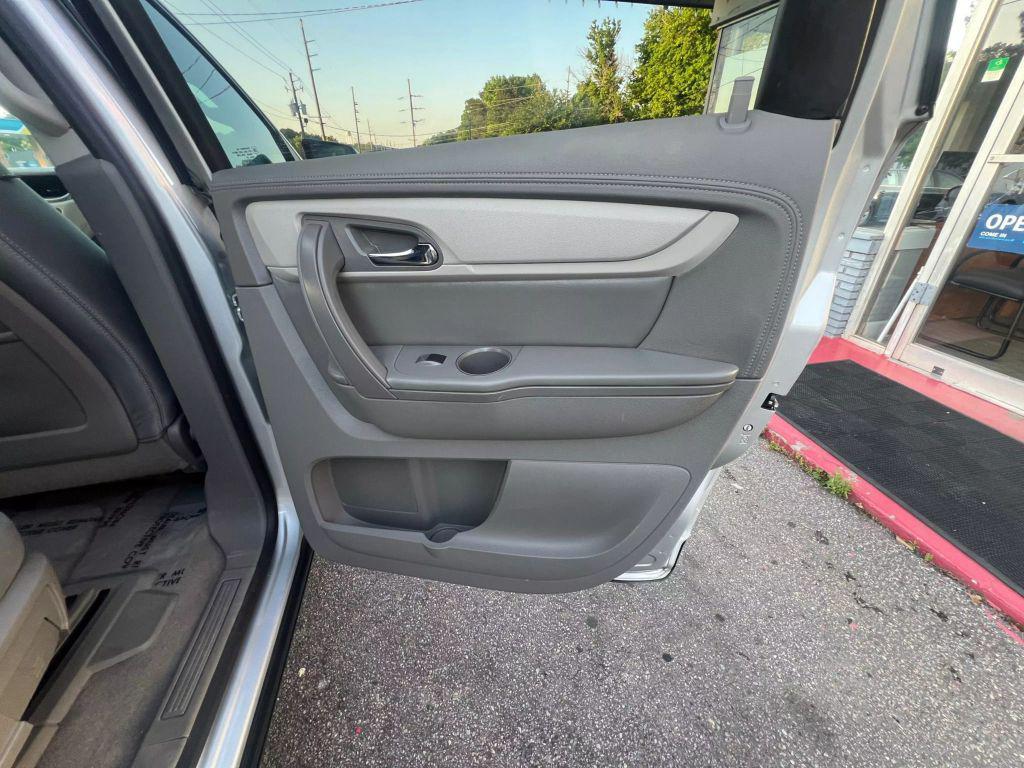 used 2017 Chevrolet Traverse car, priced at $13,500