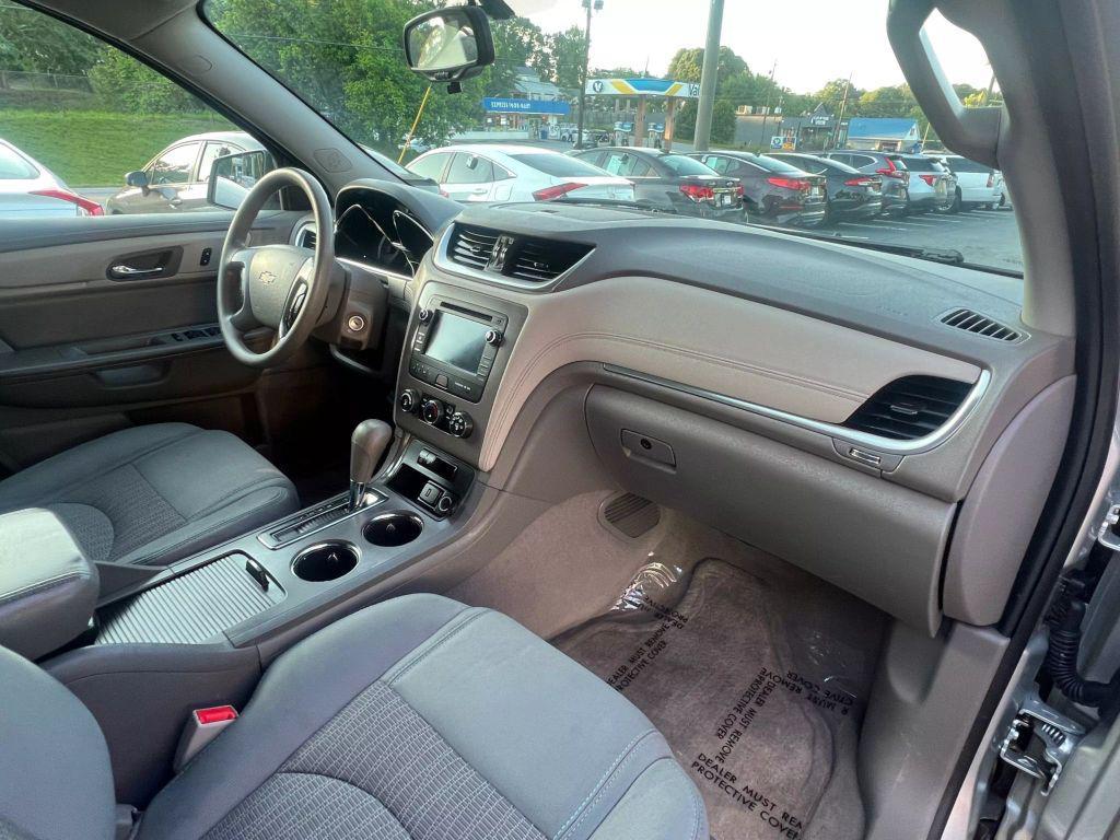 used 2017 Chevrolet Traverse car, priced at $13,500