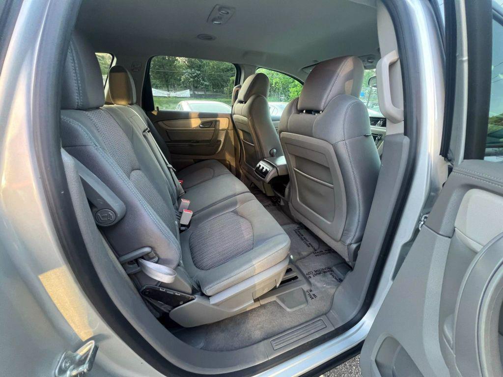 used 2017 Chevrolet Traverse car, priced at $13,500