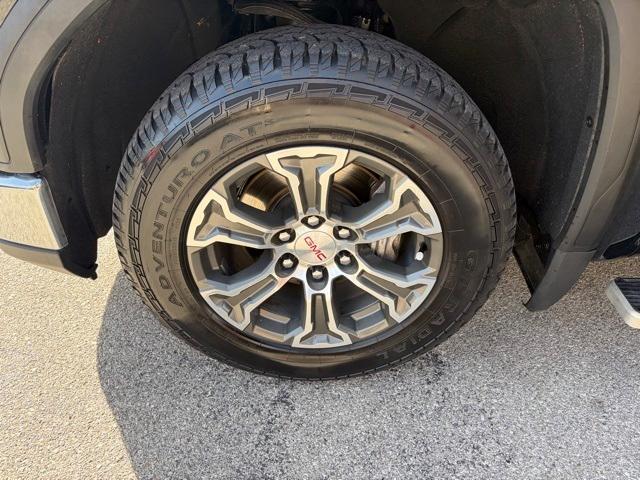 used 2022 GMC Sierra 1500 car, priced at $35,999