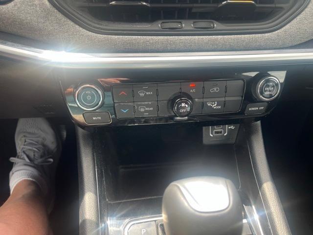 used 2023 Jeep Compass car, priced at $25,999