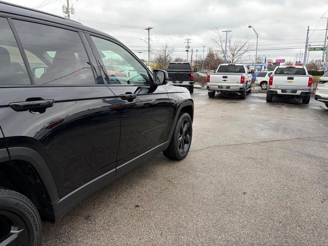 used 2023 Jeep Grand Cherokee car, priced at $29,999