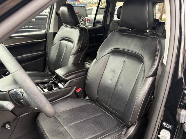 used 2023 Jeep Grand Cherokee car, priced at $29,999