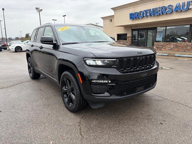 used 2023 Jeep Grand Cherokee car, priced at $29,999