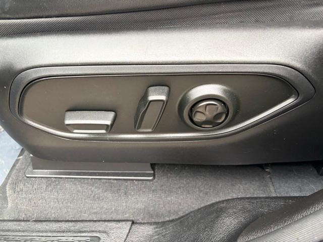 used 2023 Jeep Grand Cherokee car, priced at $29,999