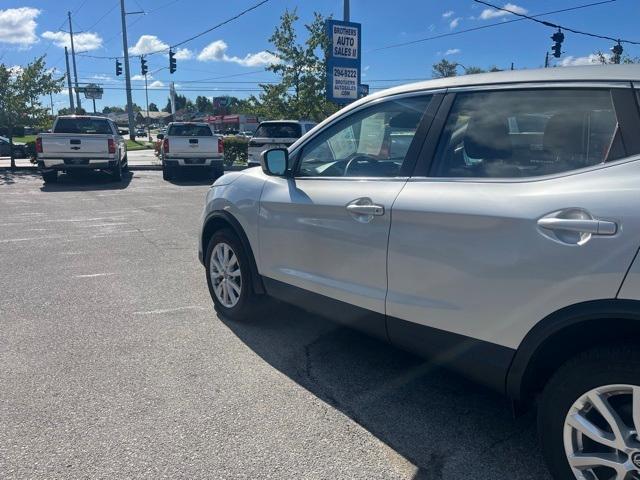 used 2021 Nissan Rogue Sport car, priced at $17,999
