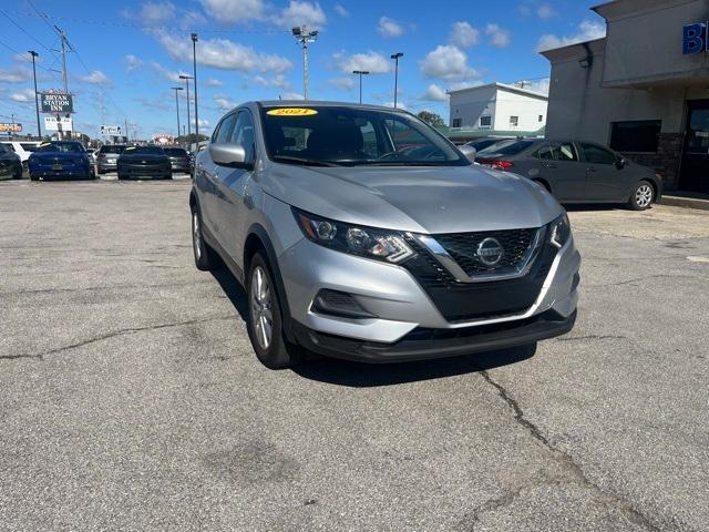 used 2021 Nissan Rogue Sport car, priced at $17,999