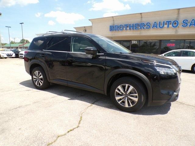 used 2023 Nissan Pathfinder car, priced at $34,560