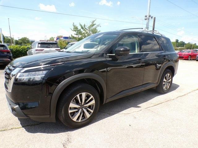 used 2023 Nissan Pathfinder car, priced at $34,560