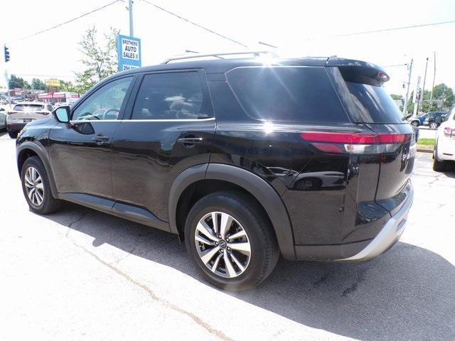 used 2023 Nissan Pathfinder car, priced at $34,560