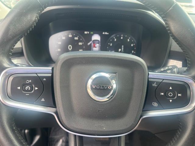 used 2021 Volvo XC40 car, priced at $16,999