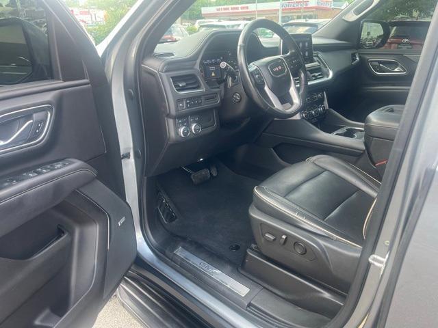 used 2021 GMC Yukon car, priced at $38,999