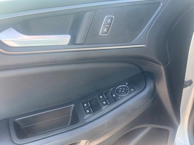 used 2021 Ford Edge car, priced at $14,999