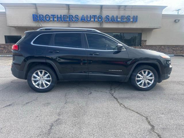 used 2014 Jeep Cherokee car, priced at $11,900