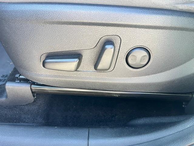 used 2020 Hyundai Santa Fe car, priced at $16,999