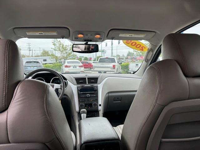 used 2009 Chevrolet Traverse car, priced at $5,999