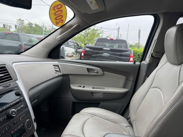 used 2009 Chevrolet Traverse car, priced at $5,999