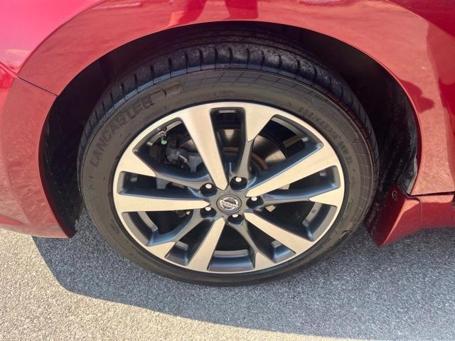 used 2016 Nissan Altima car, priced at $8,999
