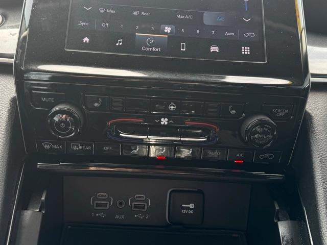 used 2023 Jeep Grand Cherokee L car, priced at $28,999