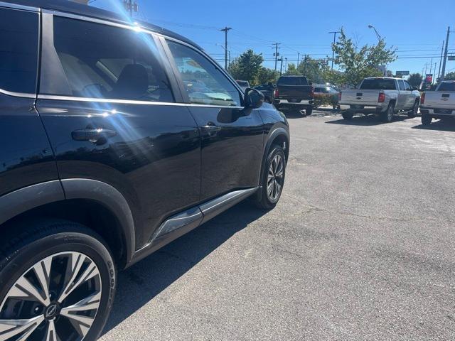 used 2023 Nissan Rogue car, priced at $21,999