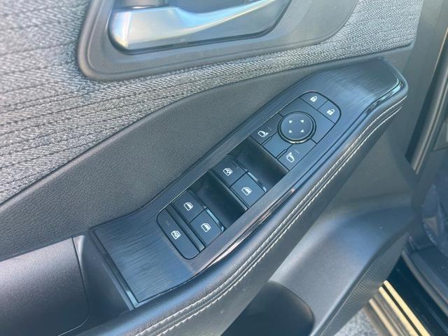 used 2023 Nissan Rogue car, priced at $21,999