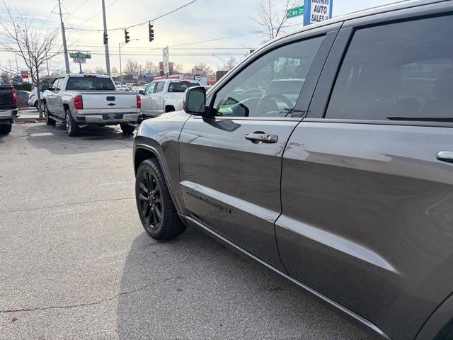 used 2020 Jeep Grand Cherokee car, priced at $21,607