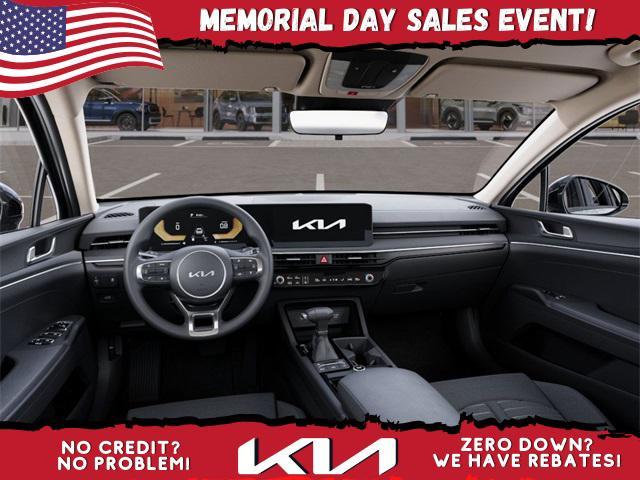 new 2025 Kia K5 car, priced at $27,550