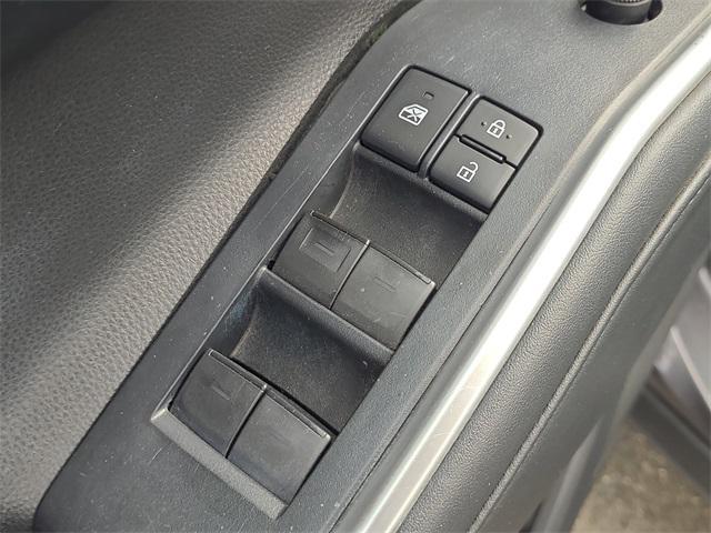 used 2021 Toyota Highlander car, priced at $24,788