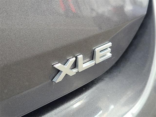 used 2021 Toyota Highlander car, priced at $24,788