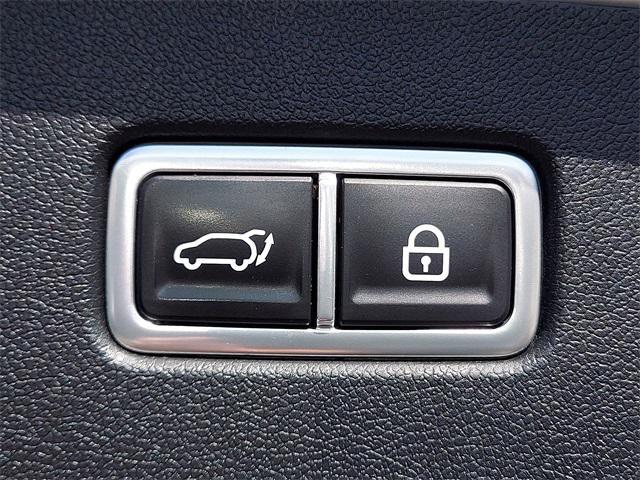used 2022 Kia Sorento car, priced at $30,988
