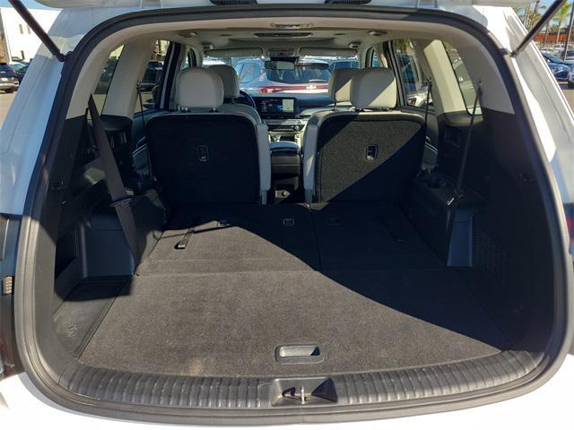 used 2024 Kia Telluride car, priced at $28,988