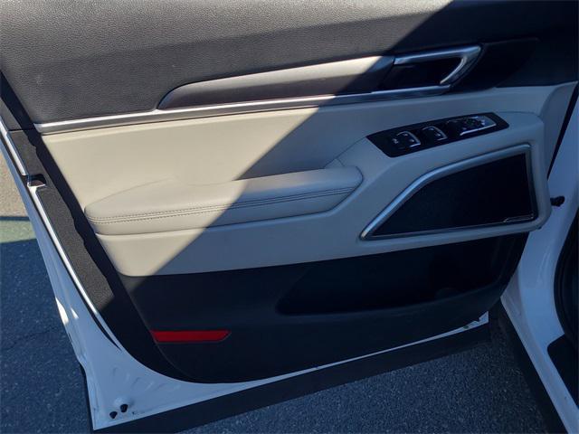 used 2024 Kia Telluride car, priced at $28,988