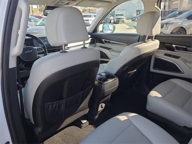 used 2024 Kia Telluride car, priced at $28,988