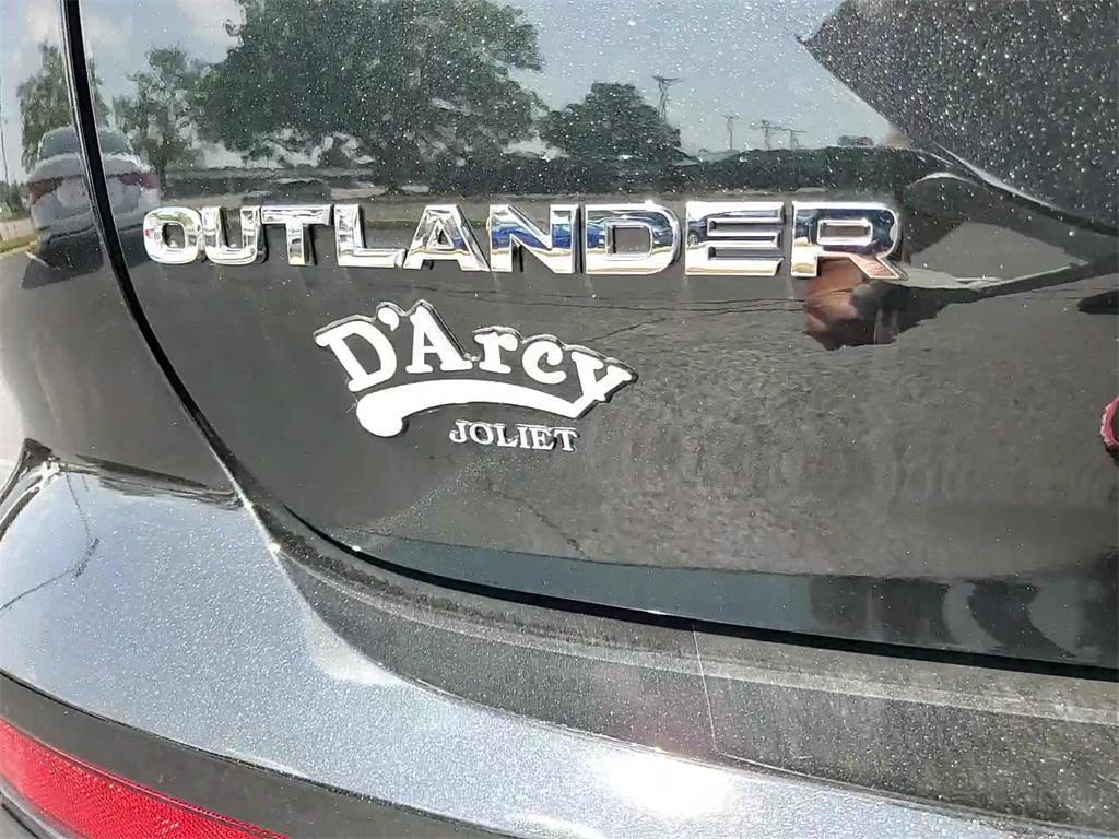 new 2025 Mitsubishi Outlander car, priced at $37,880