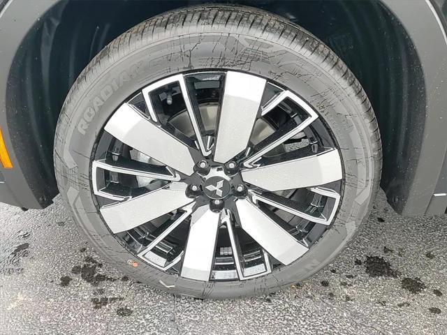new 2025 Mitsubishi Outlander car, priced at $36,630