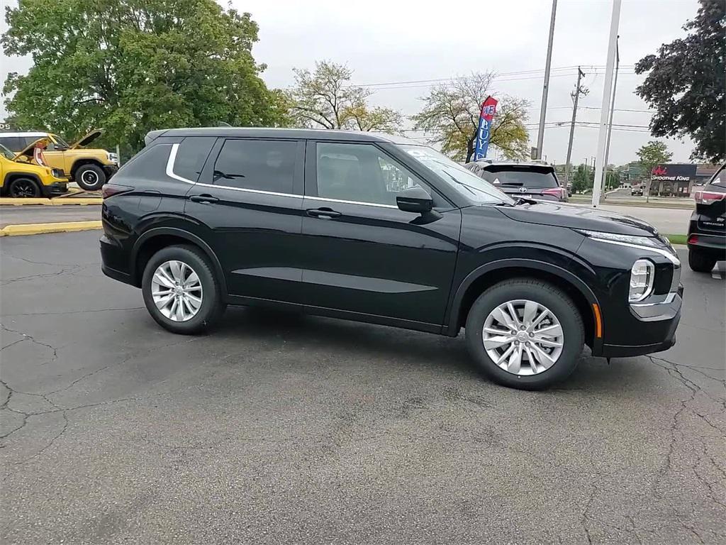 new 2025 Mitsubishi Outlander car, priced at $34,210