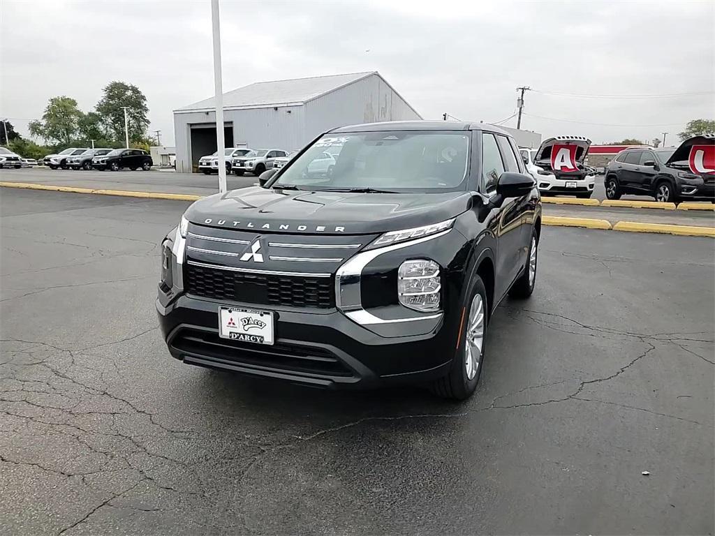 new 2025 Mitsubishi Outlander car, priced at $34,210