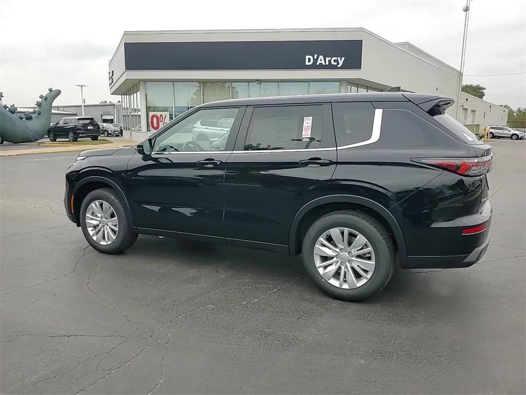 new 2025 Mitsubishi Outlander car, priced at $34,210