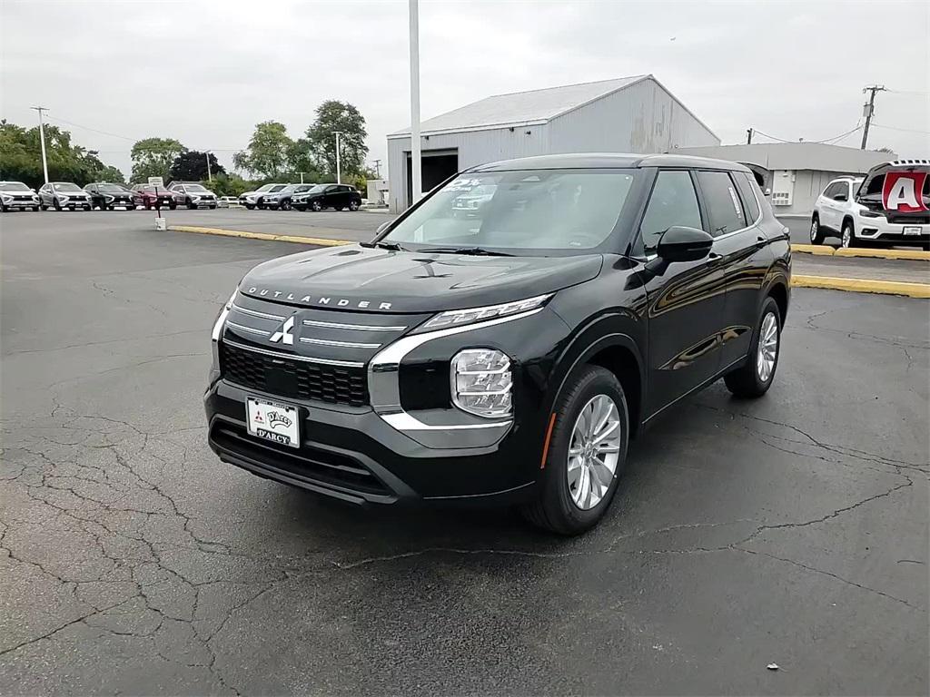 new 2025 Mitsubishi Outlander car, priced at $34,210
