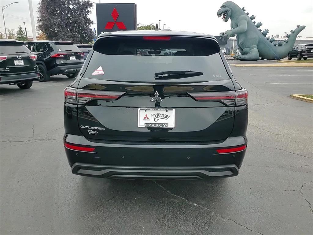 new 2025 Mitsubishi Outlander car, priced at $34,210