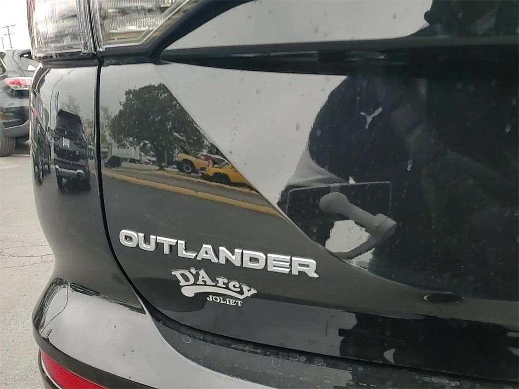 new 2025 Mitsubishi Outlander car, priced at $34,210