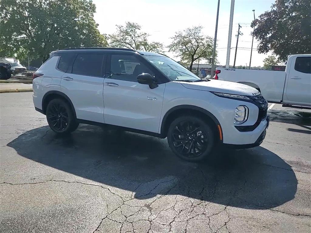 new 2025 Mitsubishi Outlander PHEV car, priced at $52,090