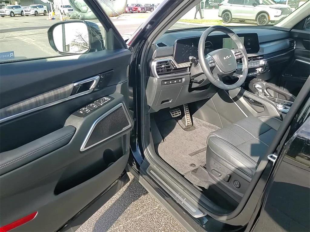 used 2025 Kia Telluride car, priced at $43,760