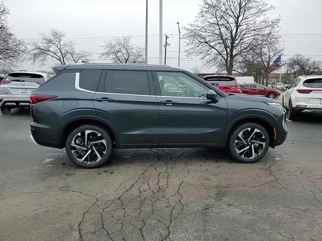 new 2024 Mitsubishi Outlander car, priced at $35,980