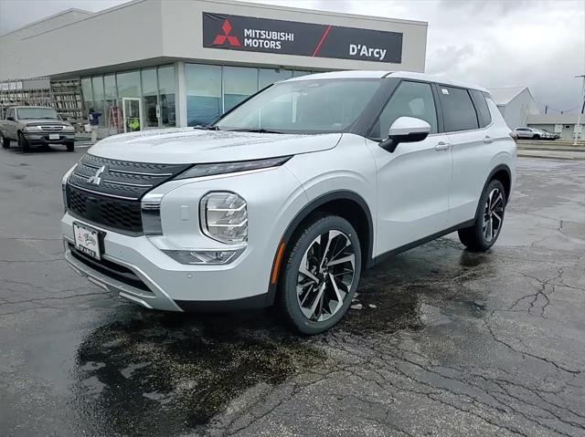 new 2024 Mitsubishi Outlander car, priced at $31,065