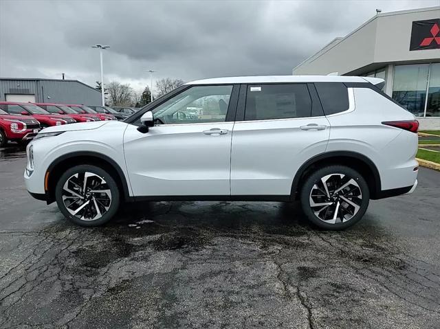 new 2024 Mitsubishi Outlander car, priced at $31,065