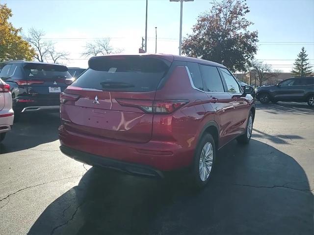 new 2024 Mitsubishi Outlander car, priced at $31,435