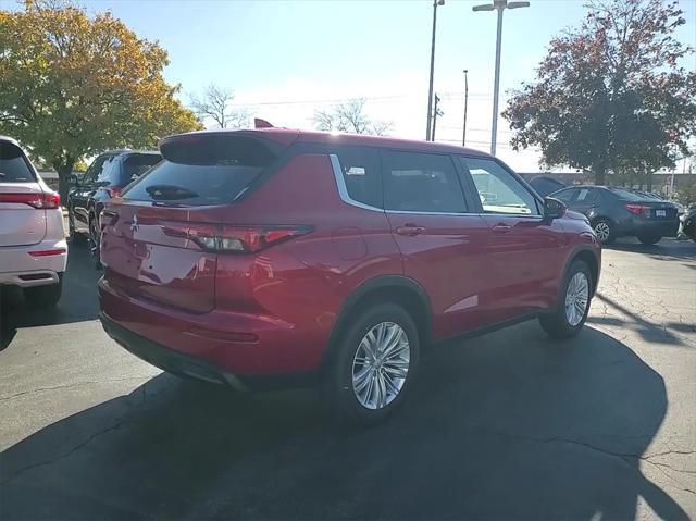 new 2024 Mitsubishi Outlander car, priced at $31,435