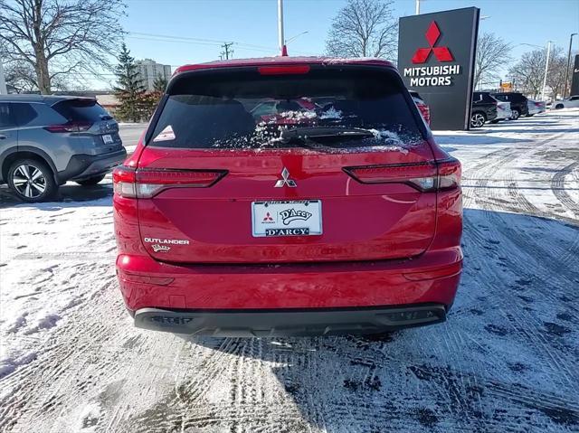 new 2024 Mitsubishi Outlander car, priced at $31,435