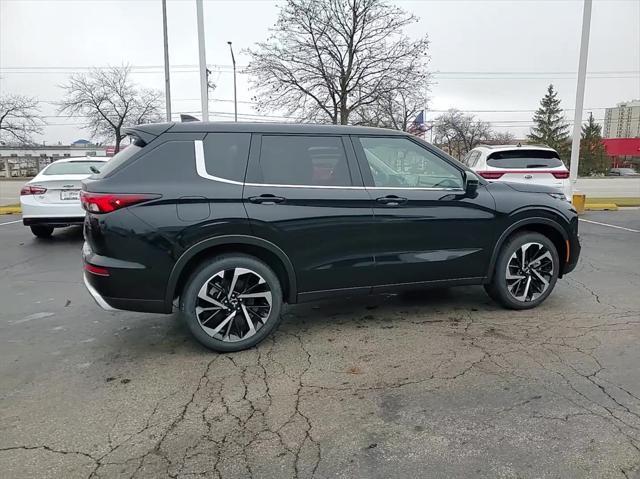 new 2024 Mitsubishi Outlander car, priced at $31,735